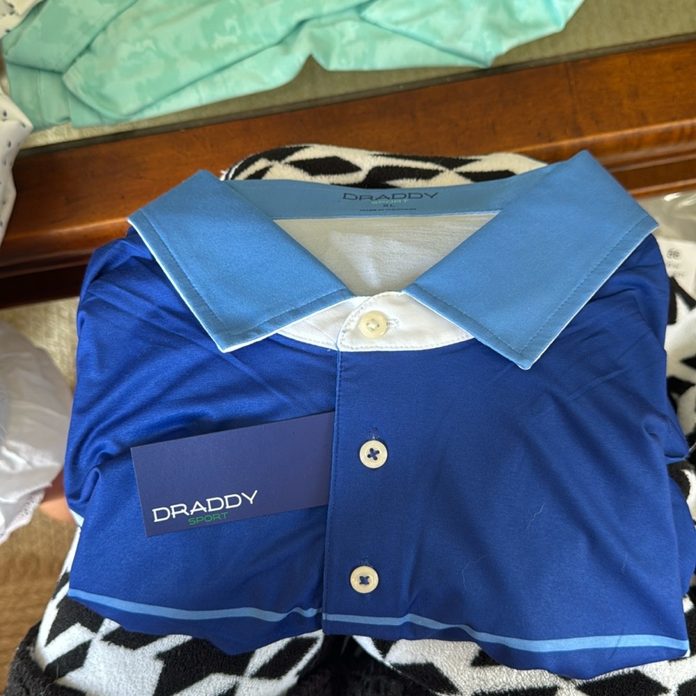 B draddy sport polo, brand new with tags